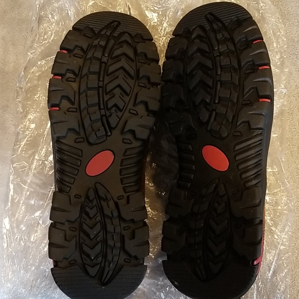 Shoes - Picture 5 of 6